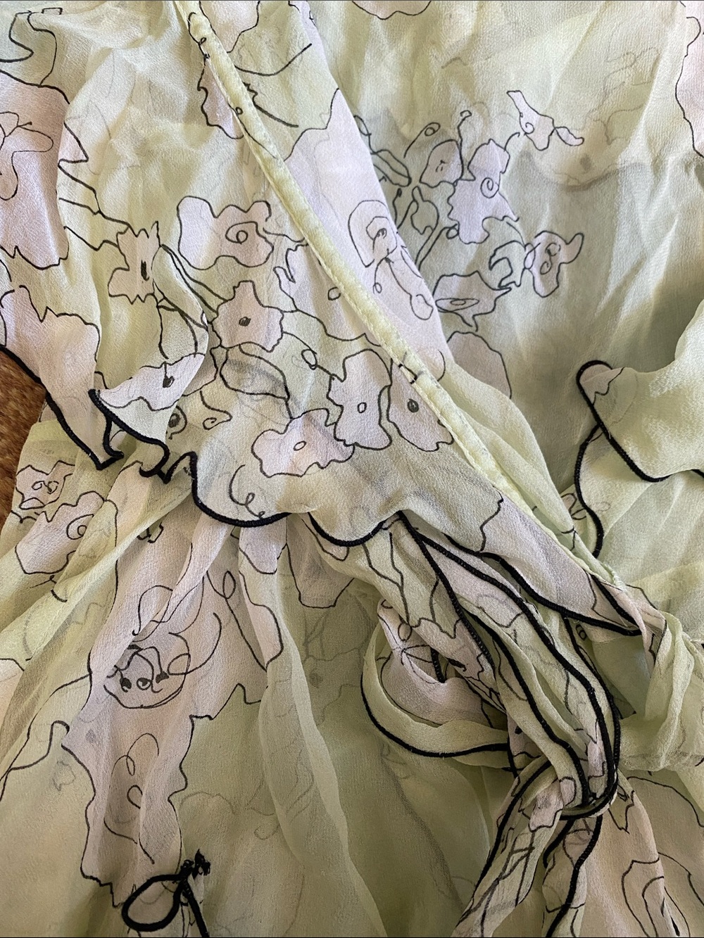 Anna Sui 2000s Pale Green Floral Sheer Wrap Blouse Size 8 - Picture 3 of 4